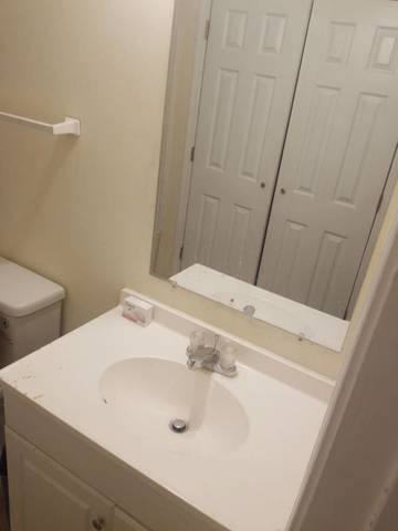 Private Room in 2Bed.3Bath