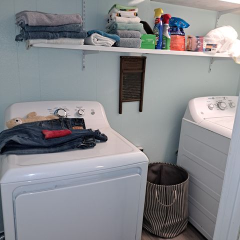 Private Room in 2Bed.1Bath