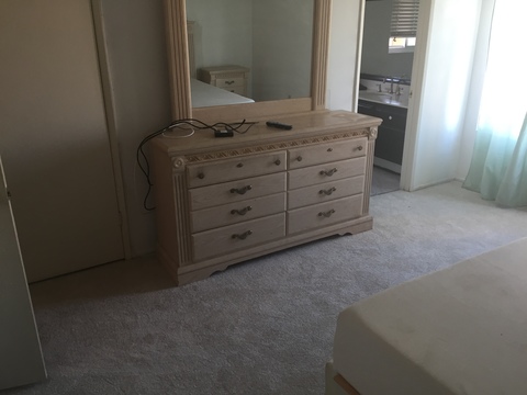 Large 1 bedroom, Private bath