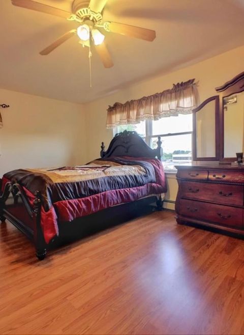 Entire Place 3Bed.1.5Bath