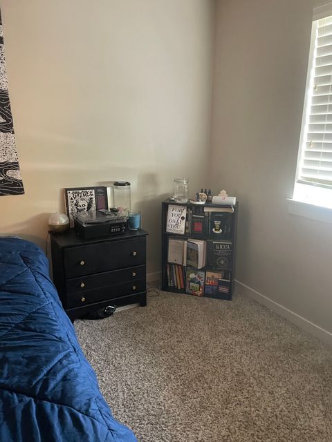 Private Room in 3Bed.2.5Bath