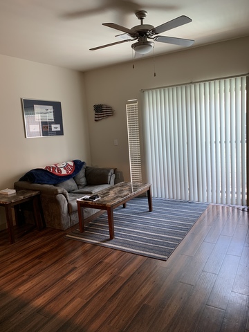 Private Room in 2Bed.2Bath