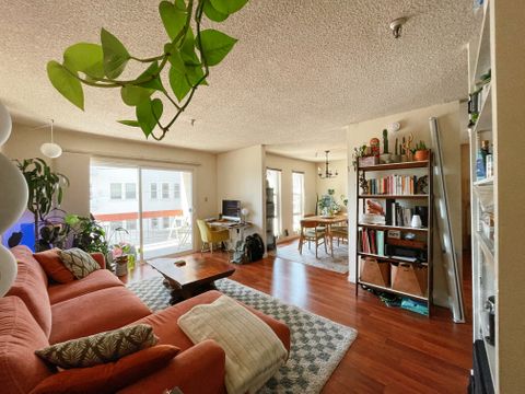 Room2Bed.2Bath