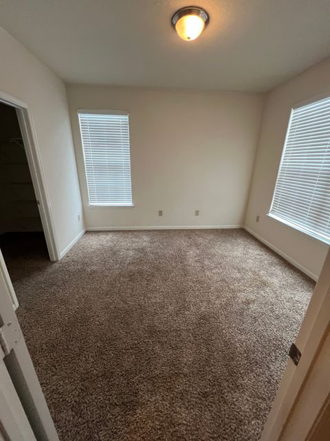 Private Room in 3Bed.2Bath