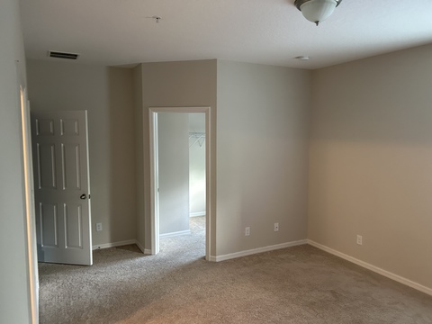 Private Room in 1Bed.1Bath