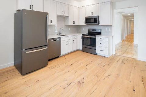 Entire Place 4Bed.2Bath