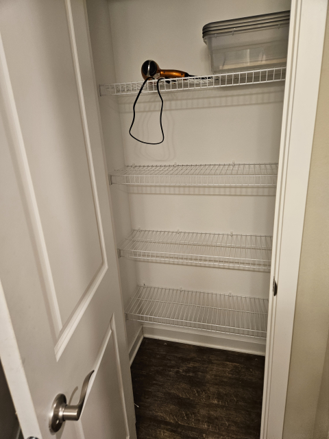 Private Room in 1Bed.2Bath