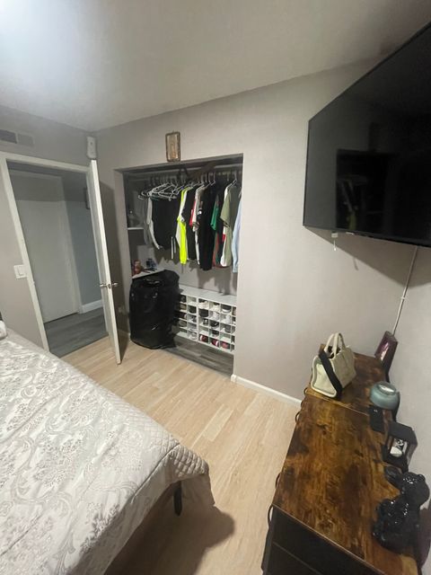 Private Room in 1Bed.1Bath