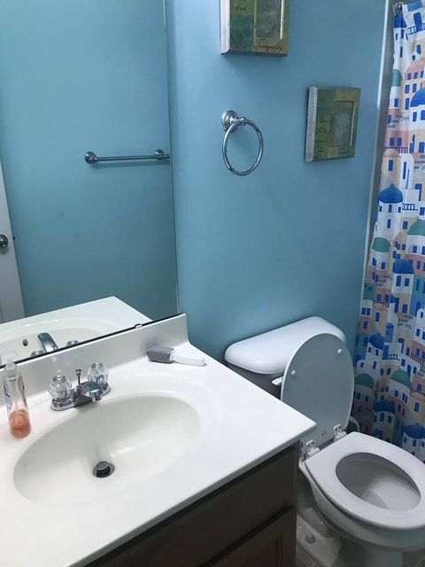 Private Room in 1Bed.1Bath