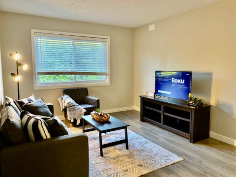 Entire Place 2Bed.1Bath