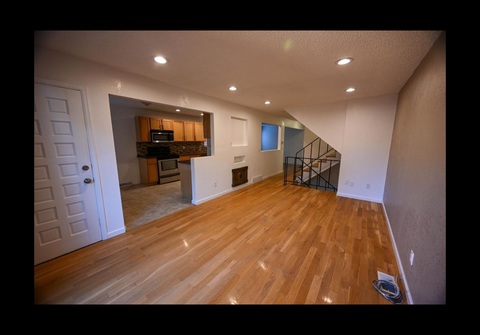 Private Room in 2Bed.2Bath