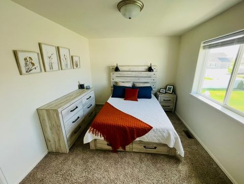 Private Room in 3Bed.2.5Bath