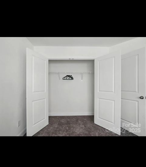 Room3Bed.2.5Bath