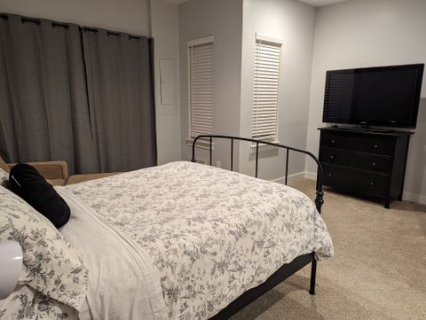 Private Room in 3Bed.3.5Bath