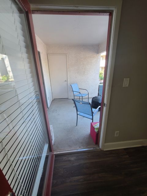 Private Room in 2Bed.2Bath