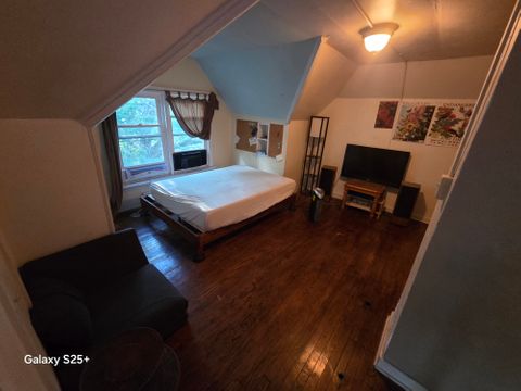 Private Room in 7Bed.3Bath