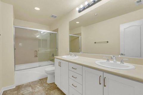 Private Room in 1Bed.1Bath