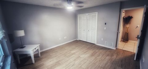 Private Room in 3Bed.2Bath