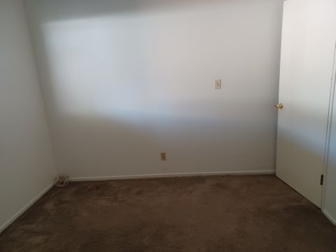 Shared Room in 2Bed.1Bath