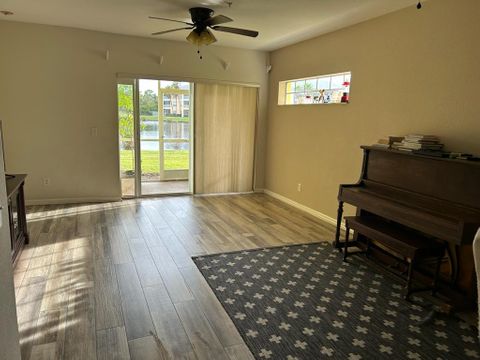 Private Room in 1Bed.1Bath