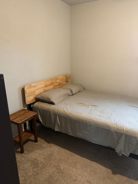 Private Room in 3Bed.3Bath