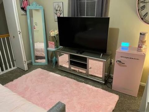Private Room in 3Bed.2Bath