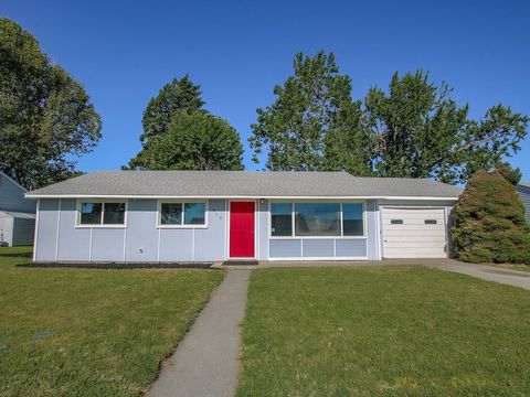 Entire Place 3Bed.1Bath