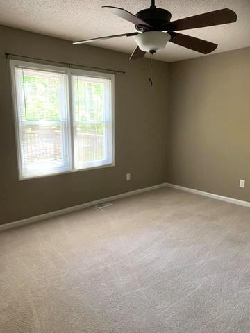 Private Room in 3Bed.1.5Bath