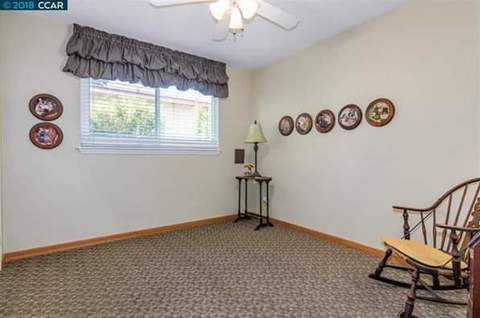 Private Room in 3Bed.1Bath