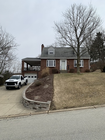 Bethel park home 3 bed, 2.5 bath