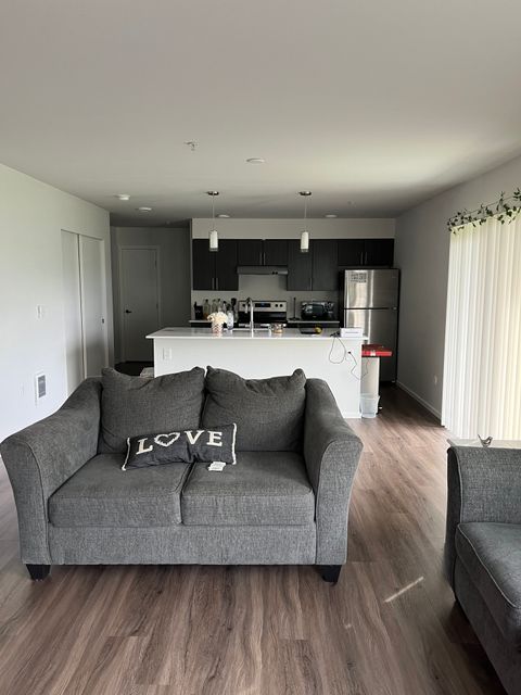 Private Room in 2Bed.2Bath