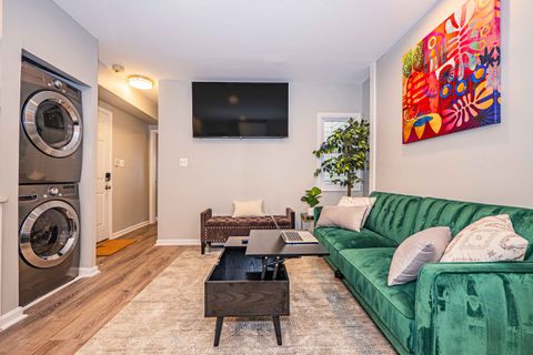 Entire Place 2Bed.1Bath