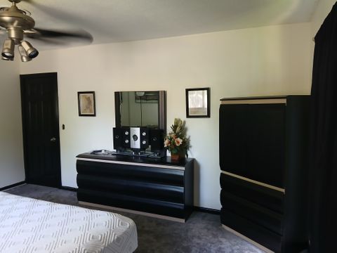 Private Room in 4Bed.3Bath