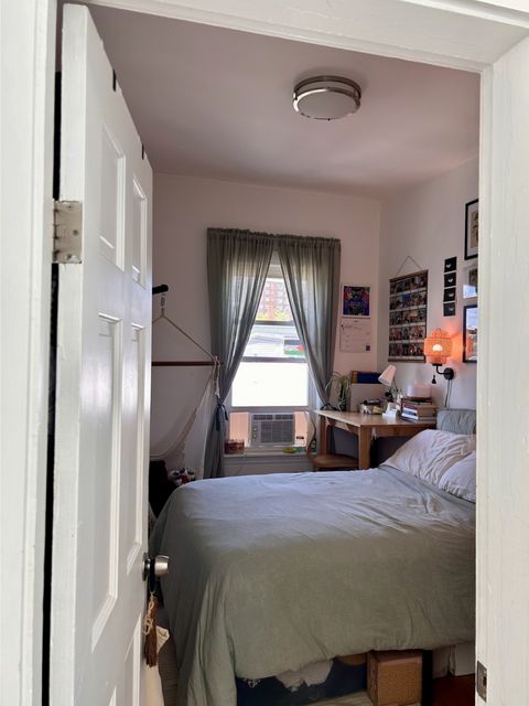 Shared Room in 2Bed.1Bath