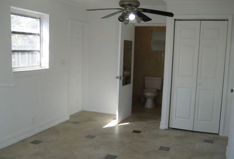 Private Room in 3Bed.3Bath