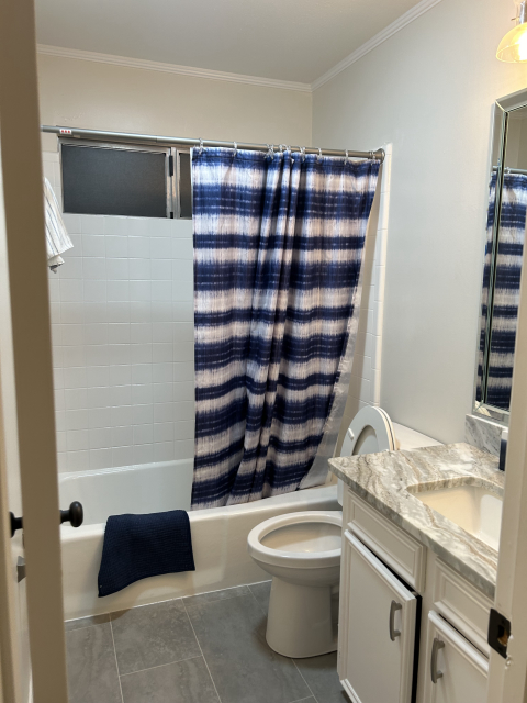 Private Room in 3Bed.2Bath