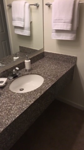 Excellent Location In Schaumburg