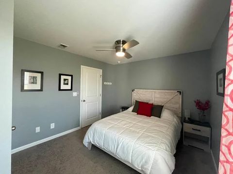 Private Room in 4Bed.3Bath