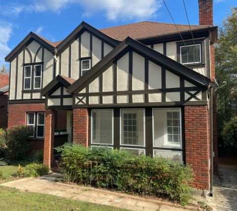 Entire Place 4Bed.2.5Bath