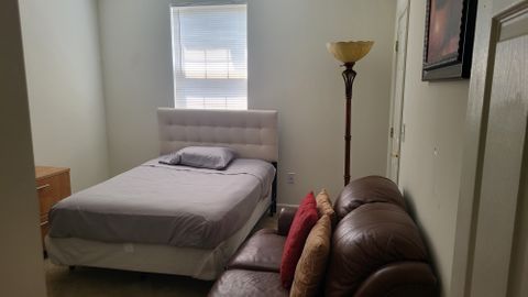 Private Room in 2Bed.2Bath