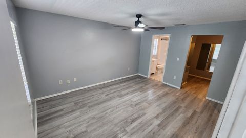 Private Room in 3Bed.2Bath
