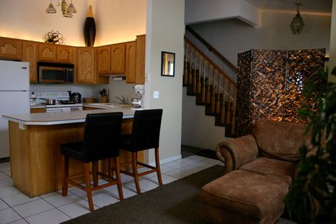 Private Room in 3Bed.2Bath