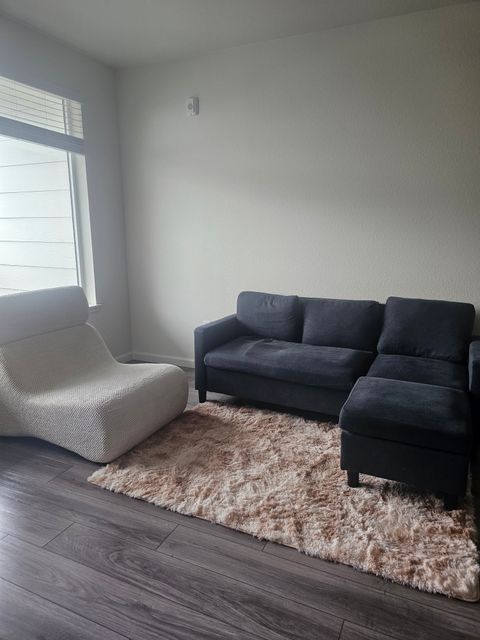 Private Room in 3Bed.2Bath