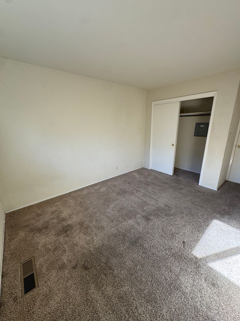 Private Room in 3Bed.2Bath
