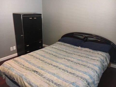 Private Room Available in San Bruno