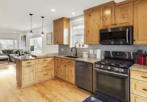 Entire Place 2Bed.1Bath