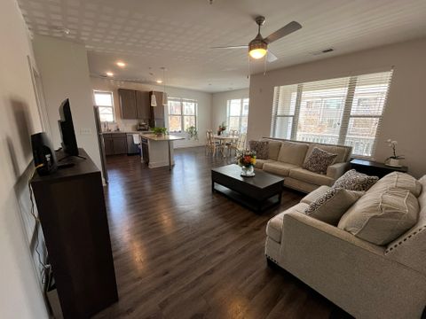 Room2Bed.2Bath