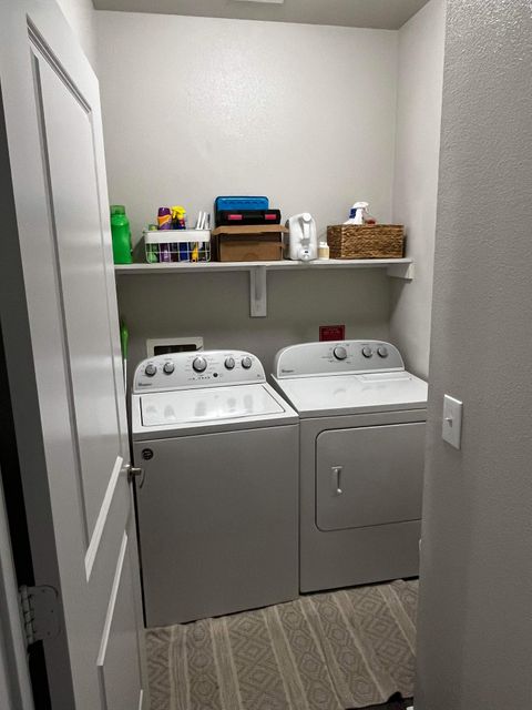 Private Room in 2Bed.2Bath