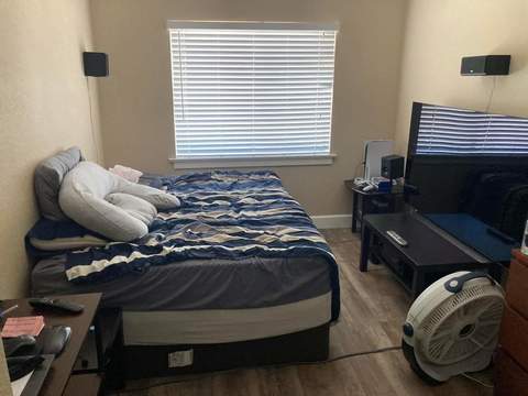 Private Room in 3Bed.2Bath