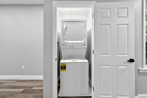 Private Room in 3Bed.1.5Bath